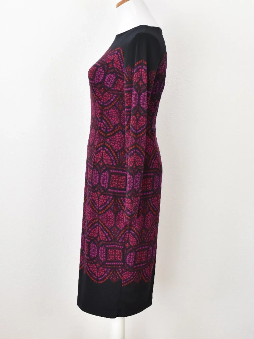Maggy London Printed Midi Sheath Dress - 4 - Picture 4 of 8